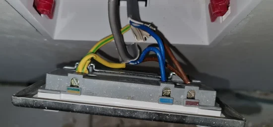  | Snow White Electricians