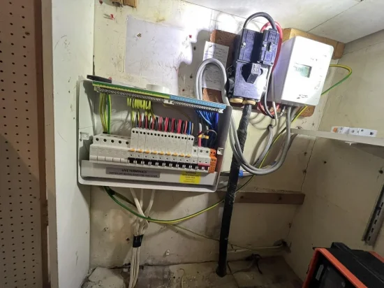  | Snow White Electricians