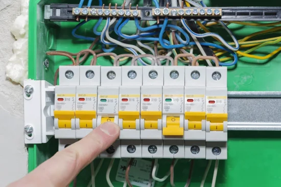  | Snow White Electricians